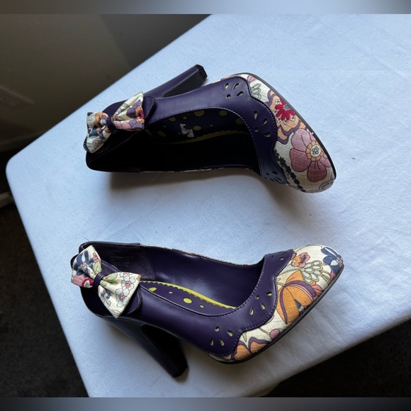 Y2K Rare Vintage Driving Miss Daisy Pumps by the brand Not Rated. Size 9 - Picture 7 of 7